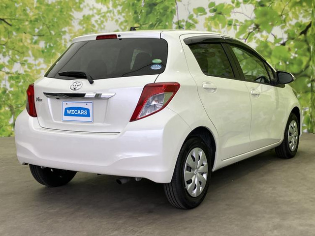 ヴィッツ1.3 F スマイルエディション