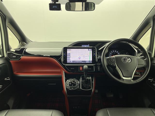 ヴォクシー2.0 ZS 煌