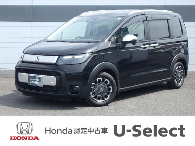 フリード1.5 e:HEV クロスター