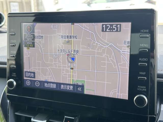 カローラ1.8 ハイブリッド W×B