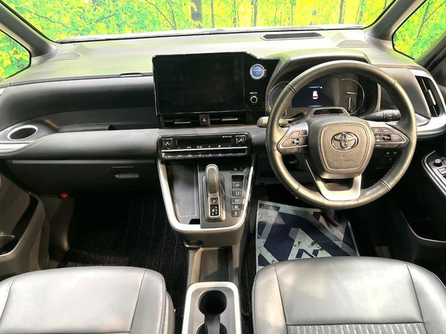 ノア1.8 ハイブリッド S-Z