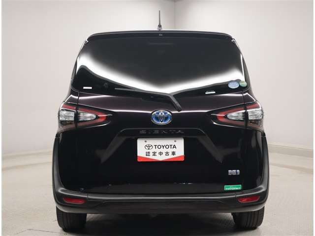 シエンタハイブリッド 1.5 G クエロ