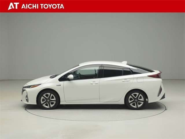 プリウスPHV1.8 A