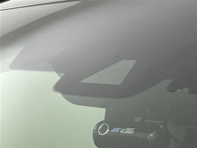 ヴェルファイアハイブリッド 2.5 V Lエディション E-Four 4WD