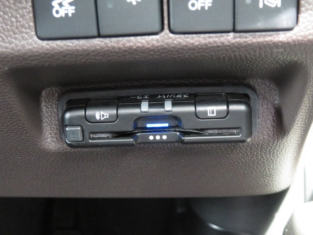 フリード+1.5 ハイブリッド G