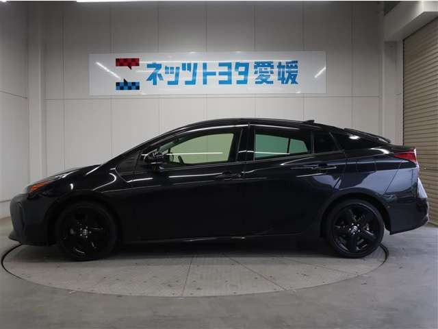 プリウス1.8 A ツーリングセレクション ブラックエディション