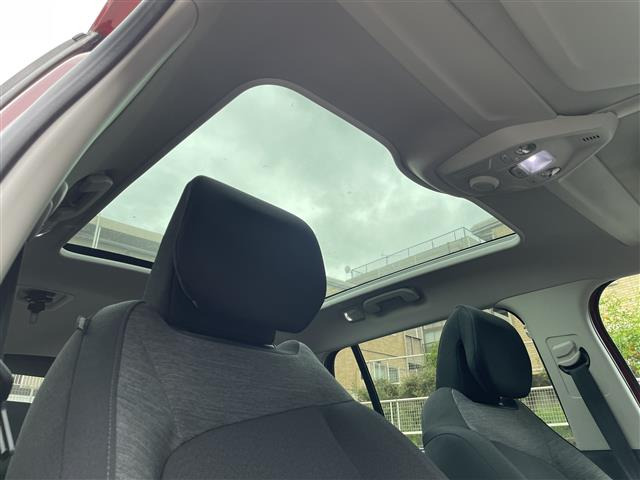 グランドC4スペースツアラーシャイン ブルーHDi ディーゼル