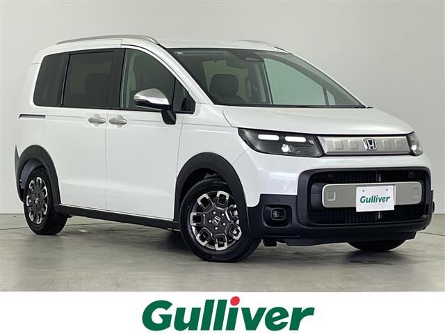 フリード1.5 e:HEV クロスター