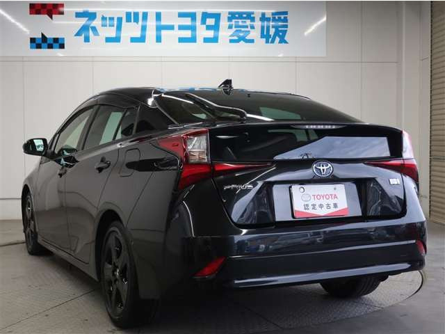 プリウス1.8 A ツーリングセレクション ブラックエディション