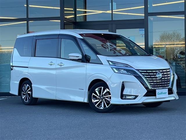 セレナ2.0 ハイウェイスターV