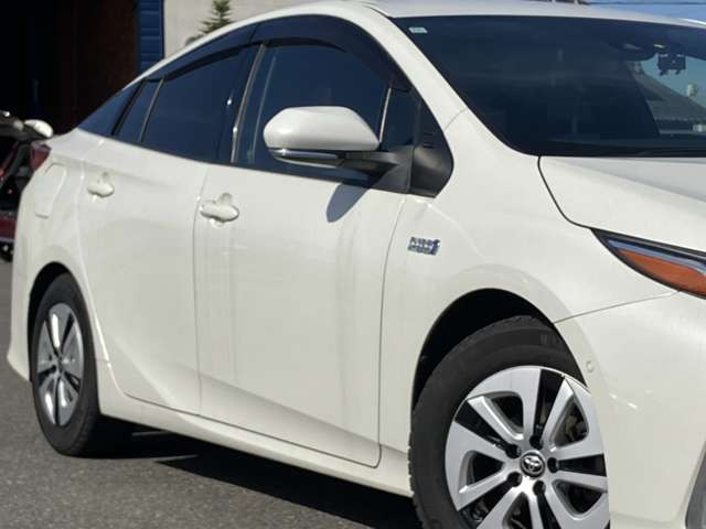 プリウスPHV1.8 S セーフティ プラス