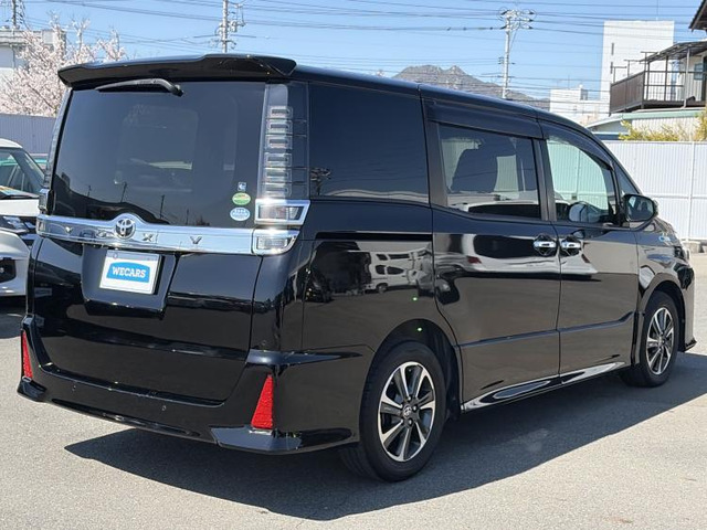 ヴォクシー2.0 ZS 煌II