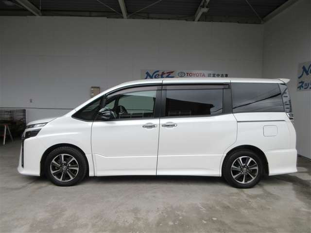 ヴォクシー2.0 ZS 煌III