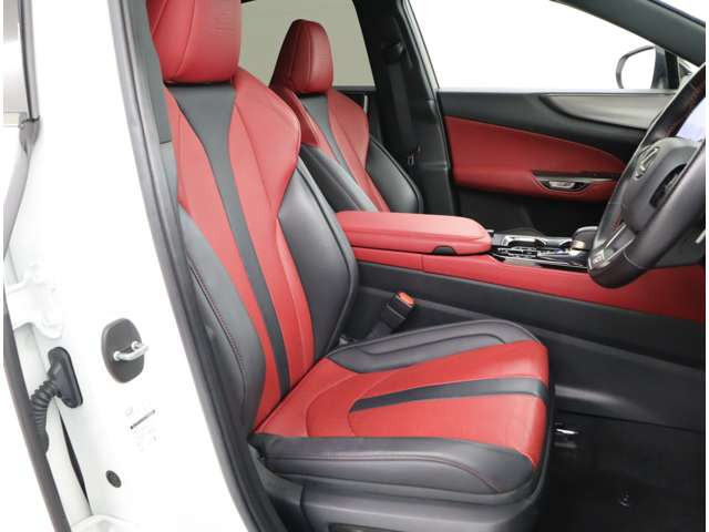 NX350 Fスポーツ 4WD