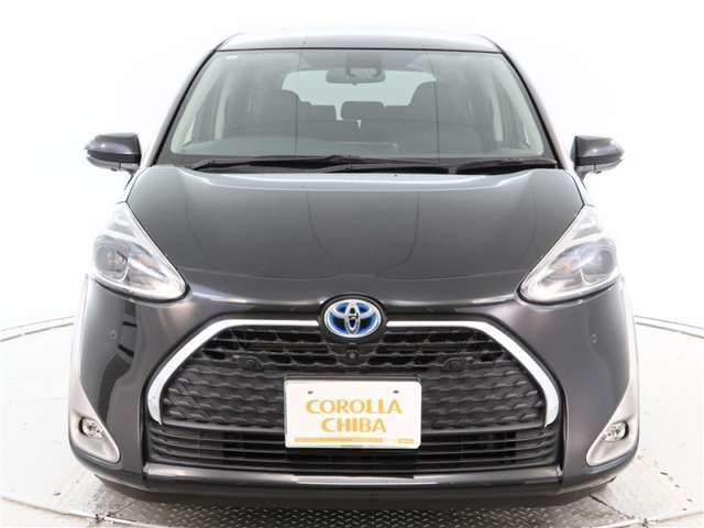 シエンタハイブリッド 1.5 G クエロ