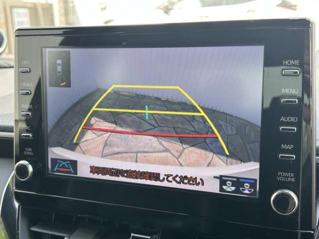 カローラ1.8 ハイブリッド W×B