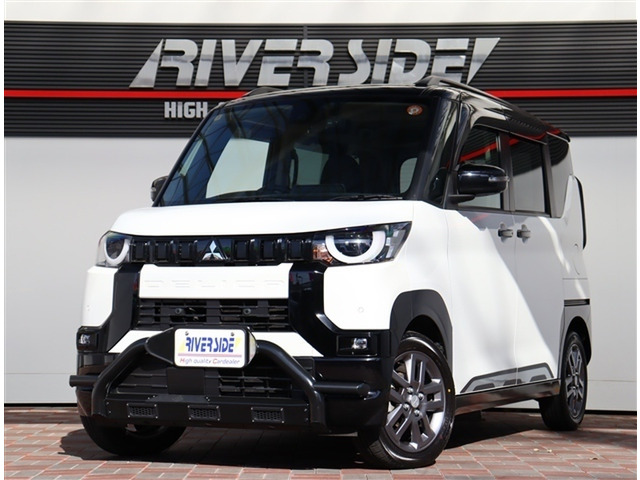 デリカミニT プレミアム 4WD