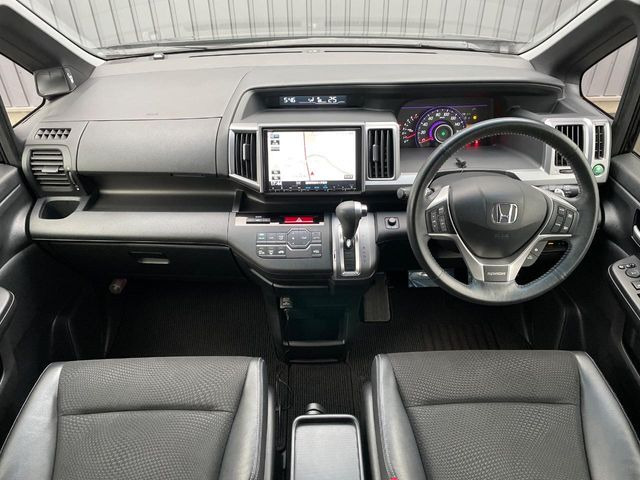 ステップワゴン2.0 スパーダ Z クールスピリット