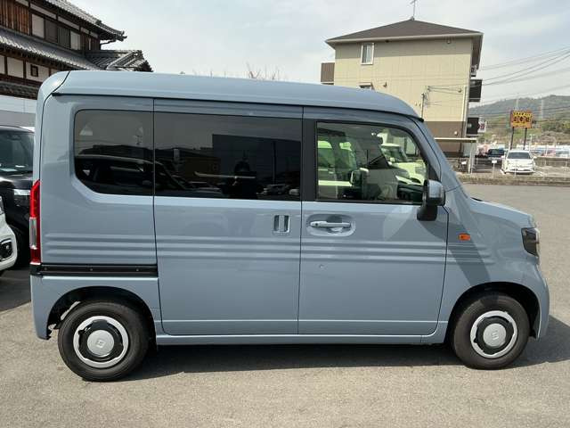 N-VAN