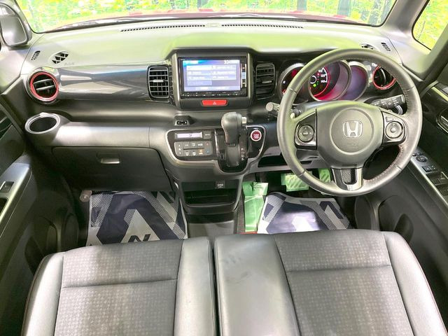 N-BOXカスタムG ターボ Lパッケージ 2トーンカラースタイル