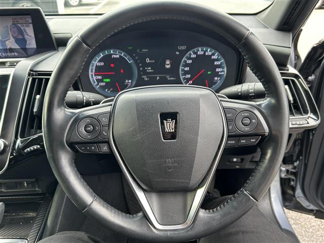 クラウンハイブリッド