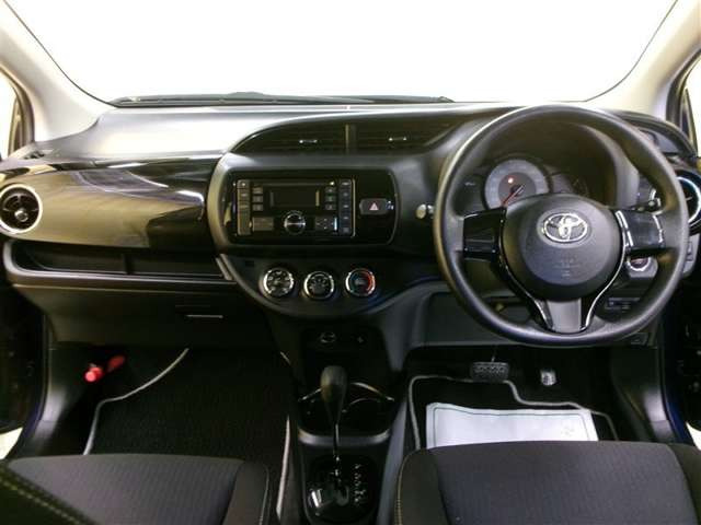 ヴィッツ1.0 F セーフティ エディションII