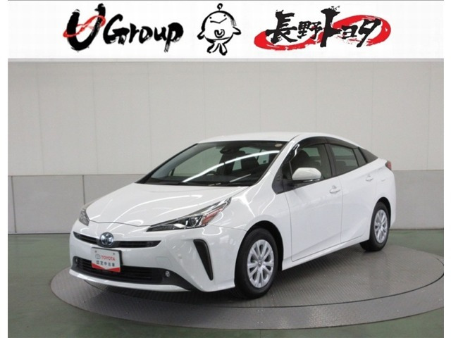 プリウス1.8 S E-Four 4WD