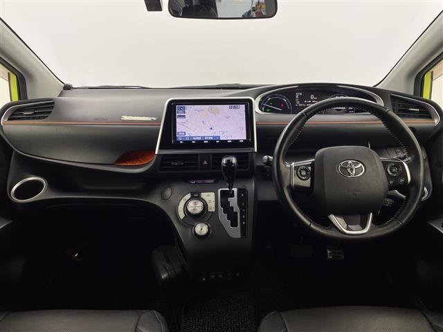 シエンタハイブリッド 1.5 ファンベース G