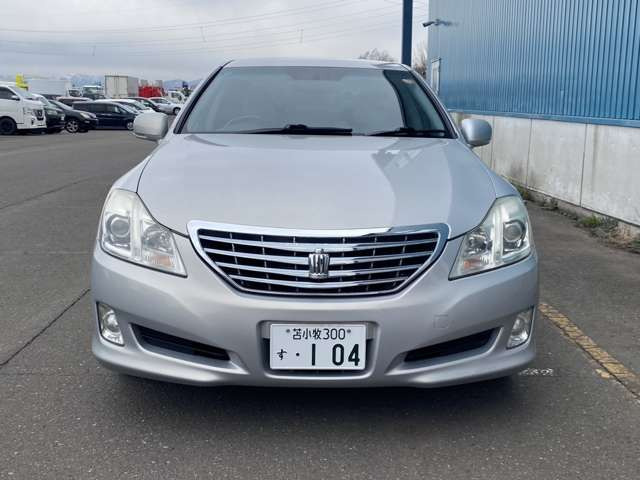 クラウン3.0 ロイヤルサルーン i-Four 4WD