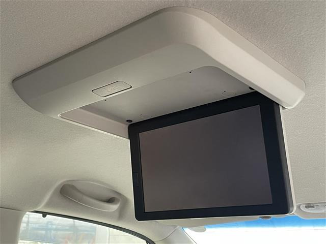 セレナ2.0 ハイウェイスター Vセレクション+Safety S-HYBRID