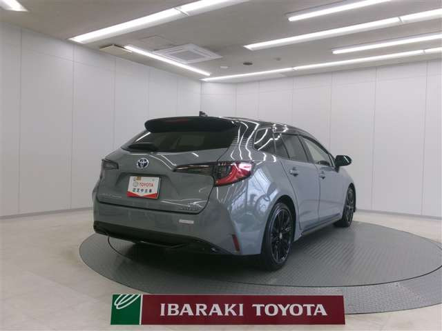 カローラツーリング1.8 ハイブリッド アクティブ スポーツ