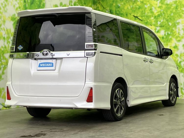 ヴォクシー2.0 ZS 煌III