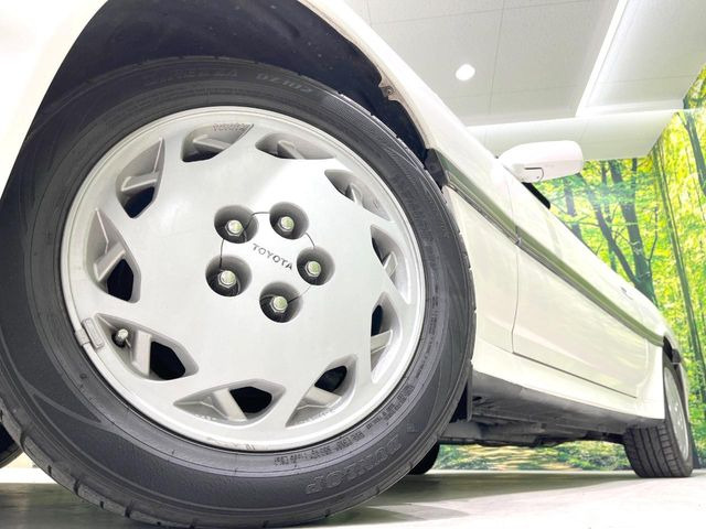 �y����16�v�C���`�A���~�z�C�[���z�O�ςɃ}�b�`���������A���~�z�C�[���𑕒����Ă���܂��B�e��ЊO�A���~�z�C�[����A�X�^�b�h���X�^�C�����戵�����Ă���܂��B���񂲑��k����������