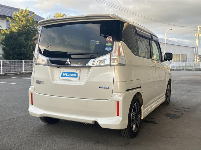 デリカD:21.2 カスタム ハイブリッド MV