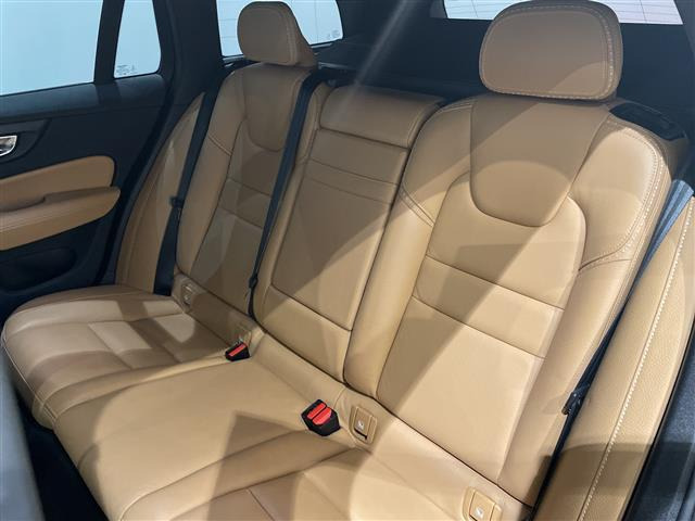 V60クロスカントリーT5 AWD 4WD