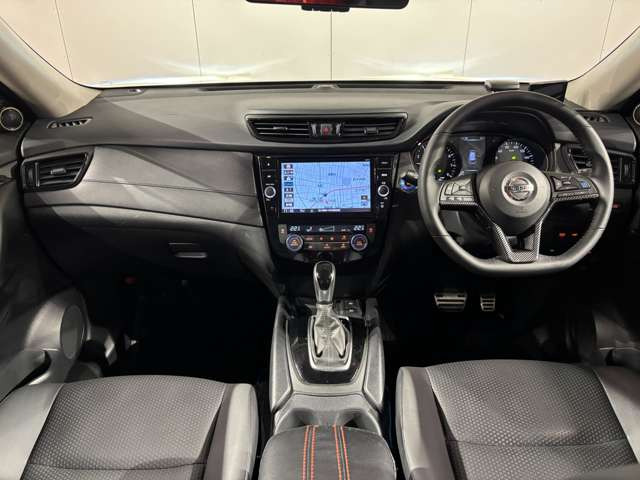 エクストレイル2.0 20Xi ハイブリッド 4WD