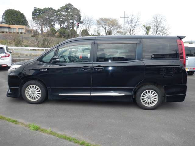 ノア1.8 ハイブリッド G