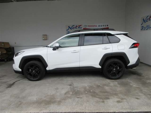 RAV42.0 アドベンチャー オフロードパッケージ 4WD