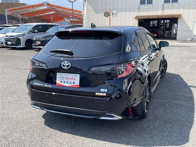 カローラツーリング1.8 ハイブリッド W×B E-Four 4WD