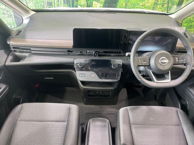 セレナ1.4 e-POWER ハイウェイスターV