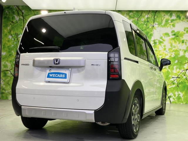 フリード1.5 ハイブリッド クロスター