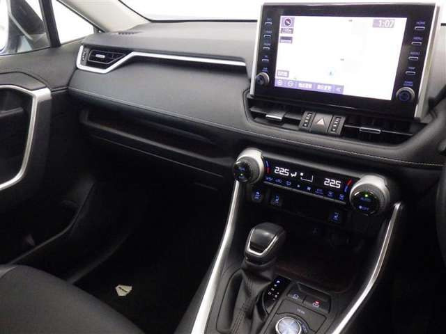 RAV42.5 ハイブリッド G E-Four 4WD