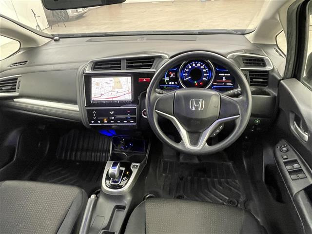 フィット1.5 ハイブリッド Fパッケージ