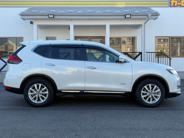 エクストレイル2.0 20Xi ハイブリッド