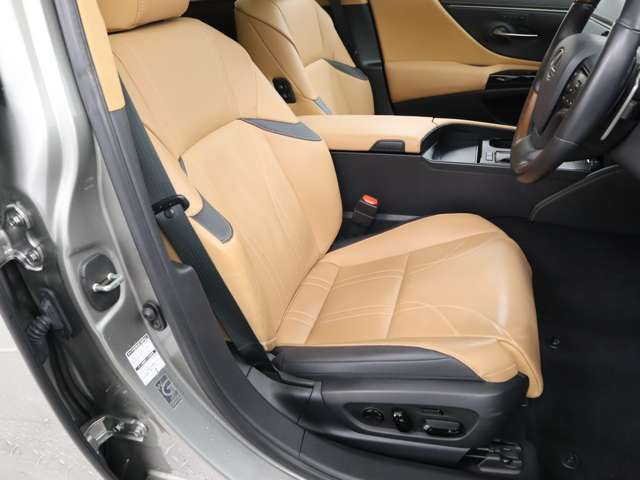 ES300h バージョンL