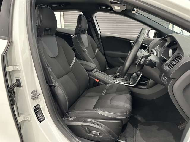 V40D4 モメンタム ディーゼル