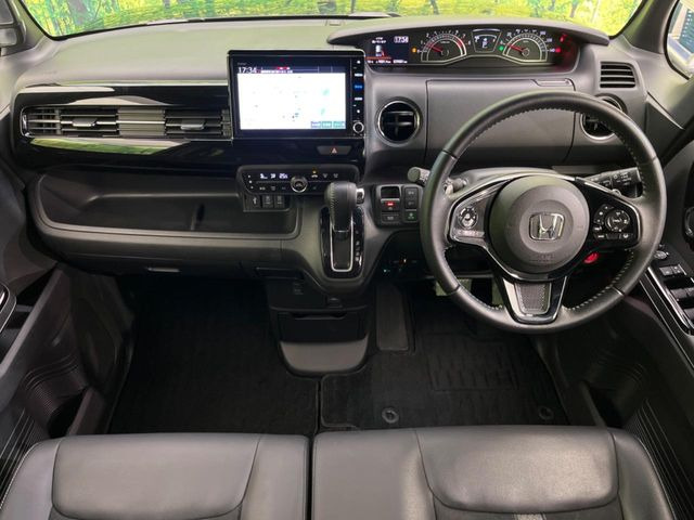 N-BOXカスタムL ターボ