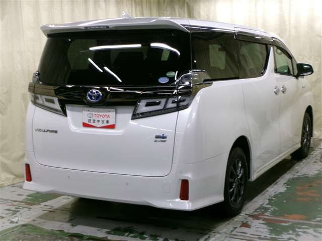 ヴェルファイアハイブリッド 2.5 Z ゴールデンアイズ E-Four 4WD