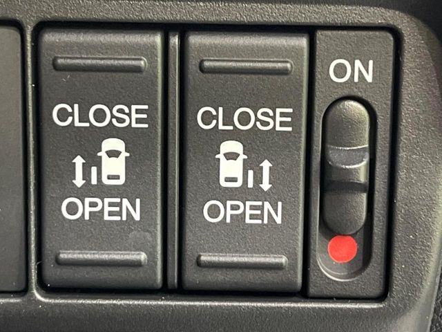 フリード1.5 e:HEV エアー EX