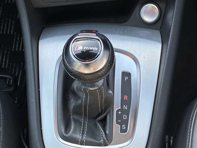 Q3Sライン コンペティション 4WD